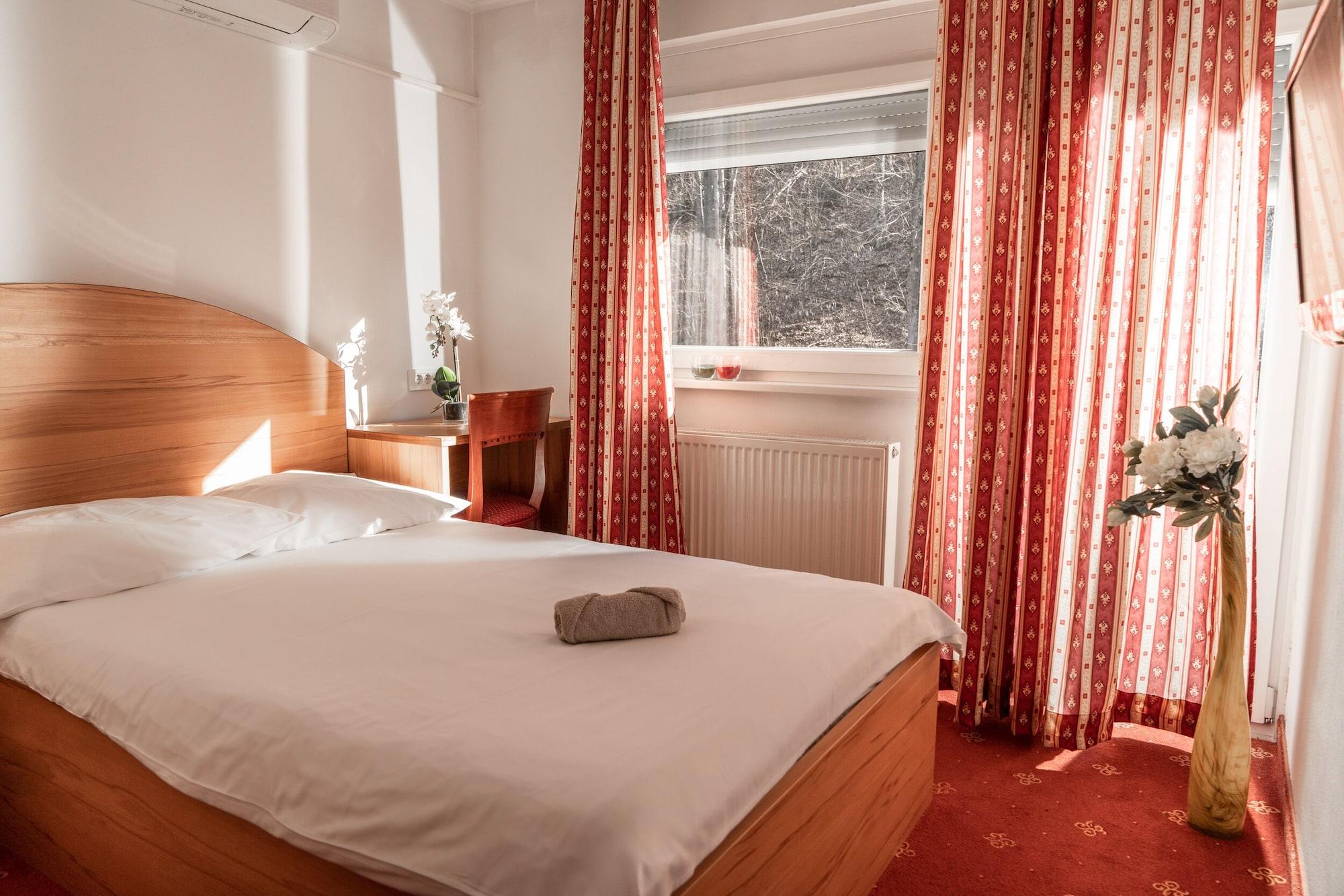 Hotel Medno Exteriör bild