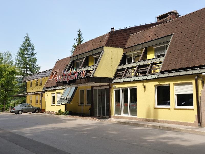 Hotel Medno Exteriör bild